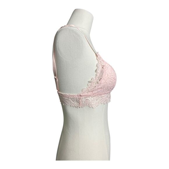 Marilyn Monroe NWT Lace Bralette Bra Comfy Lingerie Peekaboo Coquette Pink M - Picture 6 of 7